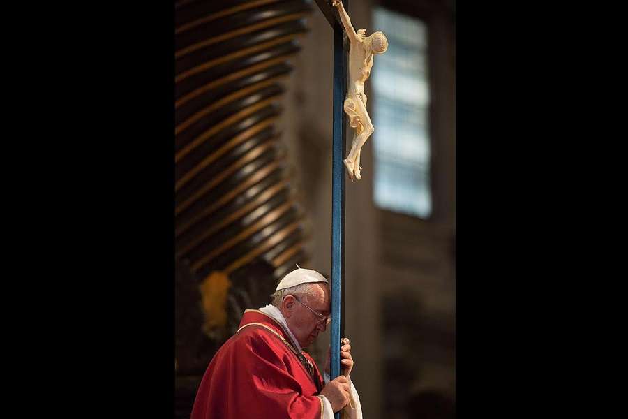 Modern martyrs exemplify true Christian unity, Pope says