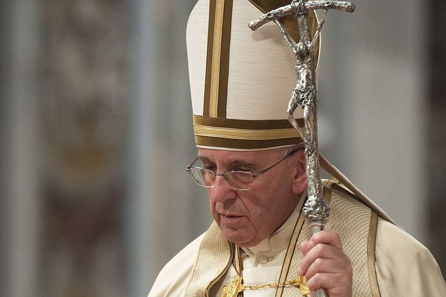 Pope prays for victims of terror attack in central London