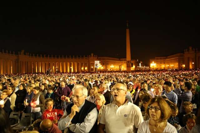 Charismatic Catholics arrive in Rome for Spirit-filled week