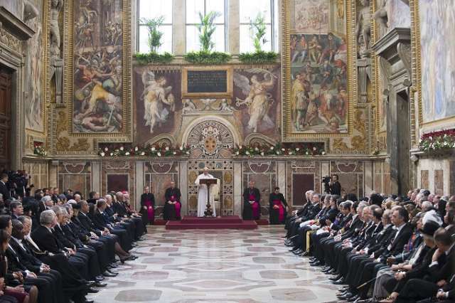 Pope to ambassadors: Work for peace amid ‘complex’ global conflicts