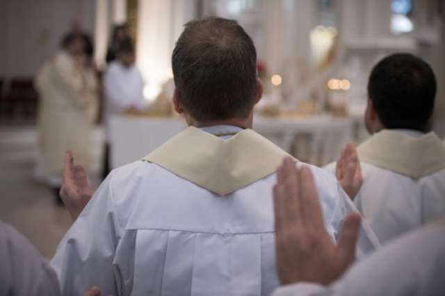 Pope Francis appoints two new auxiliary bishops for Milwaukee