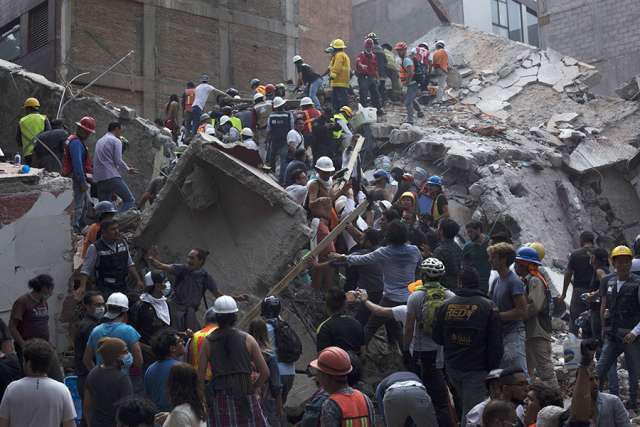 Mexico City archdiocese offers free medical care for earthquake victims