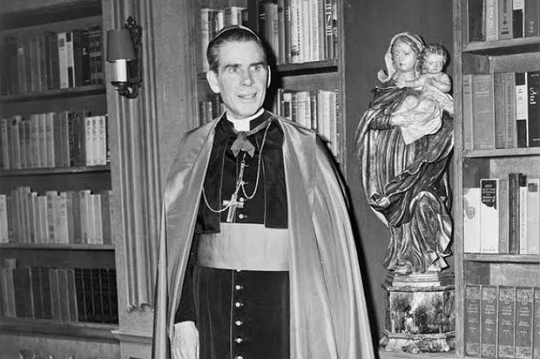 Civil court rules Fulton Sheen’s remains can go to Peoria