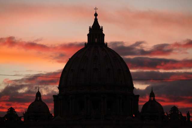 Vatican urges vacation-goers to be responsible tourists