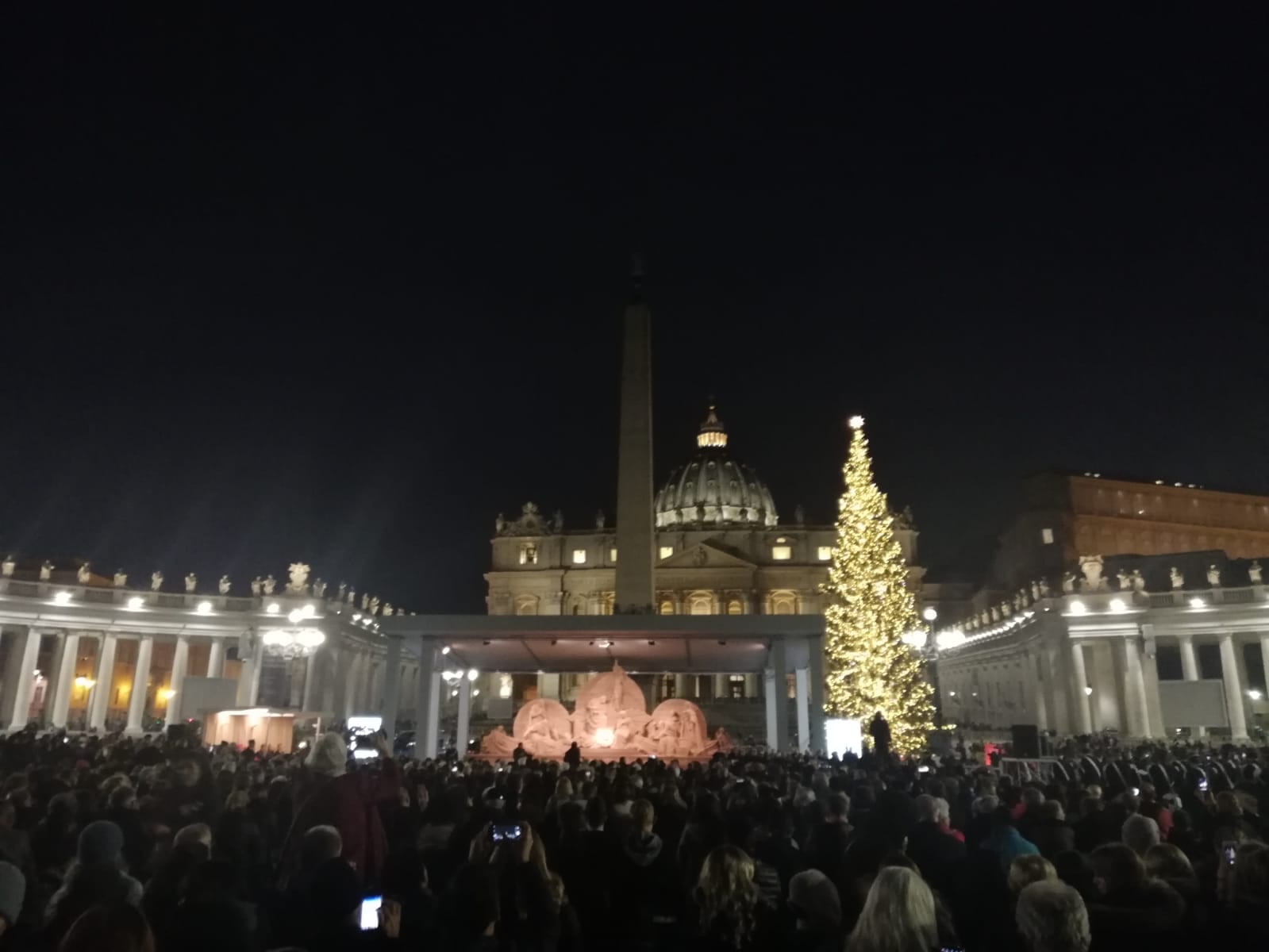 Vatican Christmas tree, sand nativity unveiled during ceremony in St. Peter’s Square