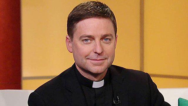 Ex-Legionary, Fox News personality asks to leave the priesthood