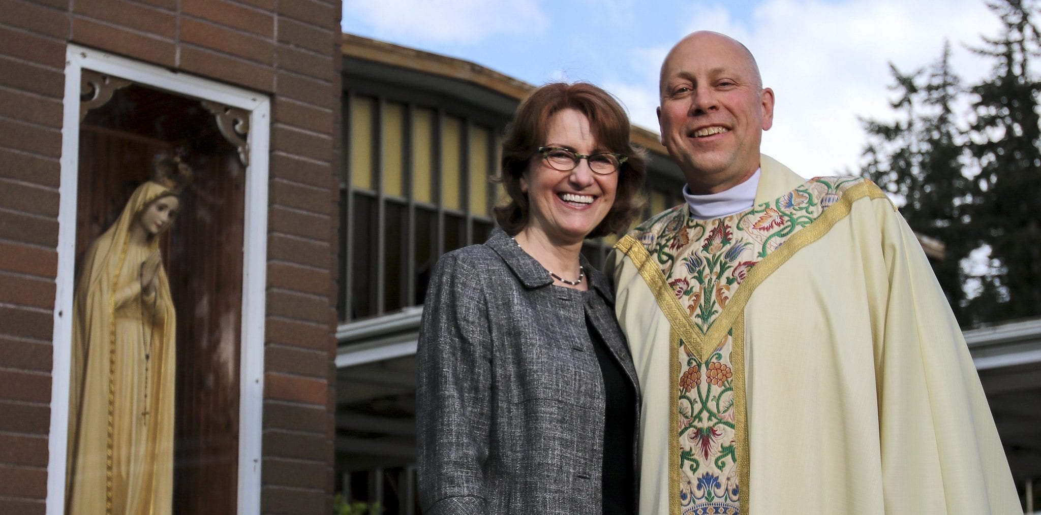 Washington Catholic parish’s new pastor brings along his wife
