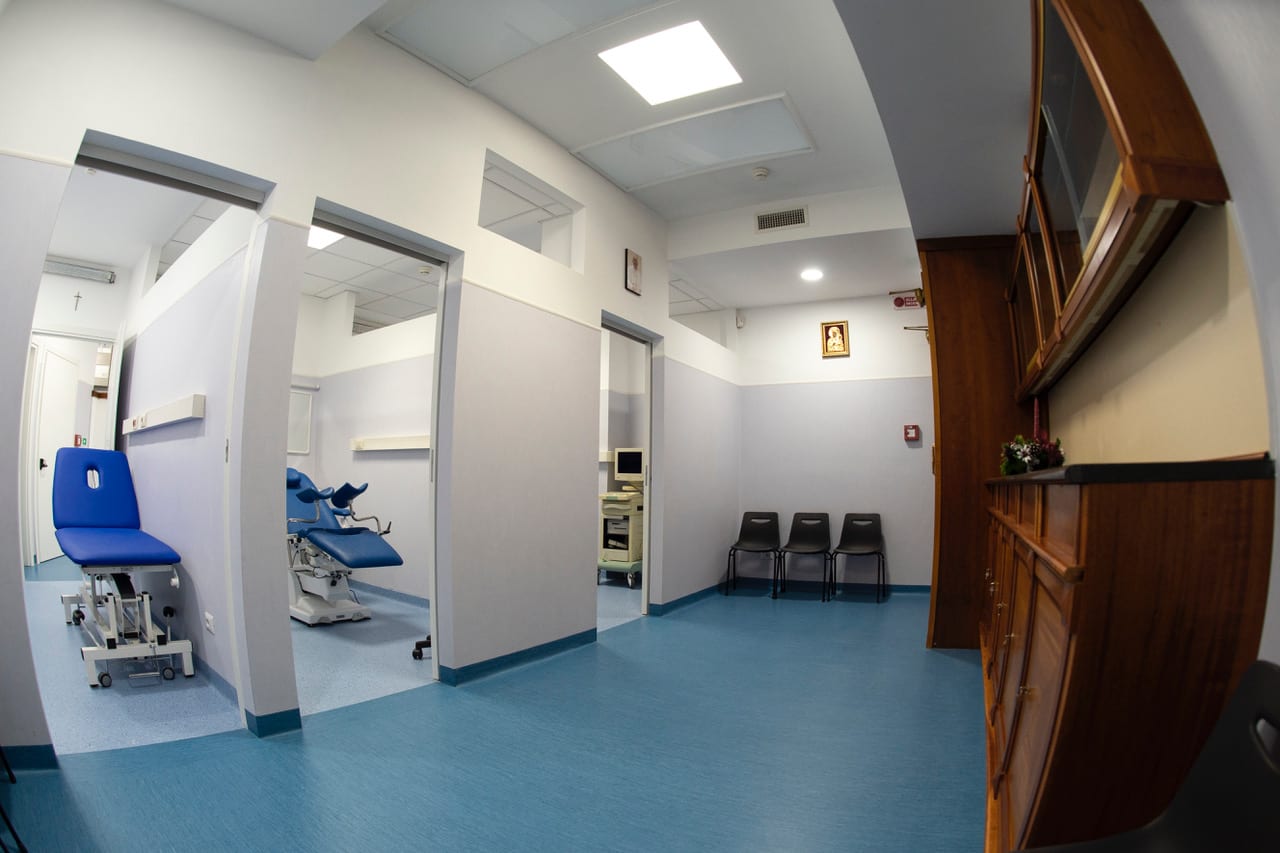 Vatican opens medical clinic for the homeless