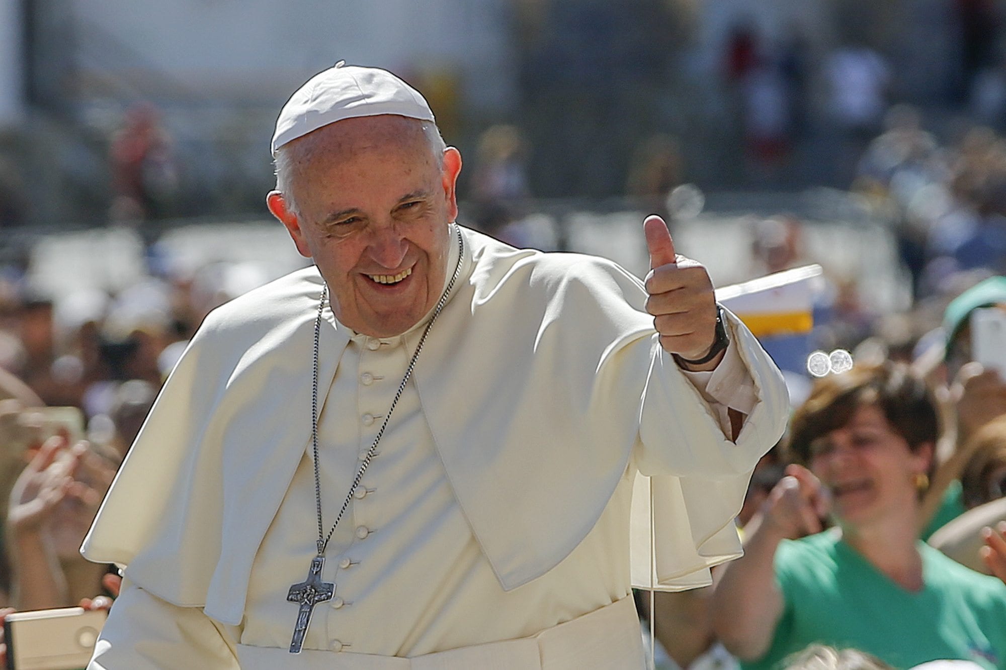 Media frame of ‘Francis-lovers v. alt-right wackos’ doesn’t cut it