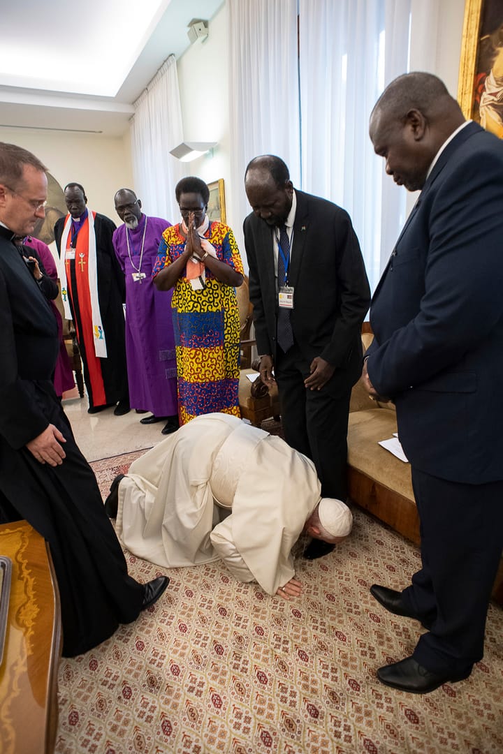 Pope tells South Sudan rivals about peace deal: ‘God is watching’