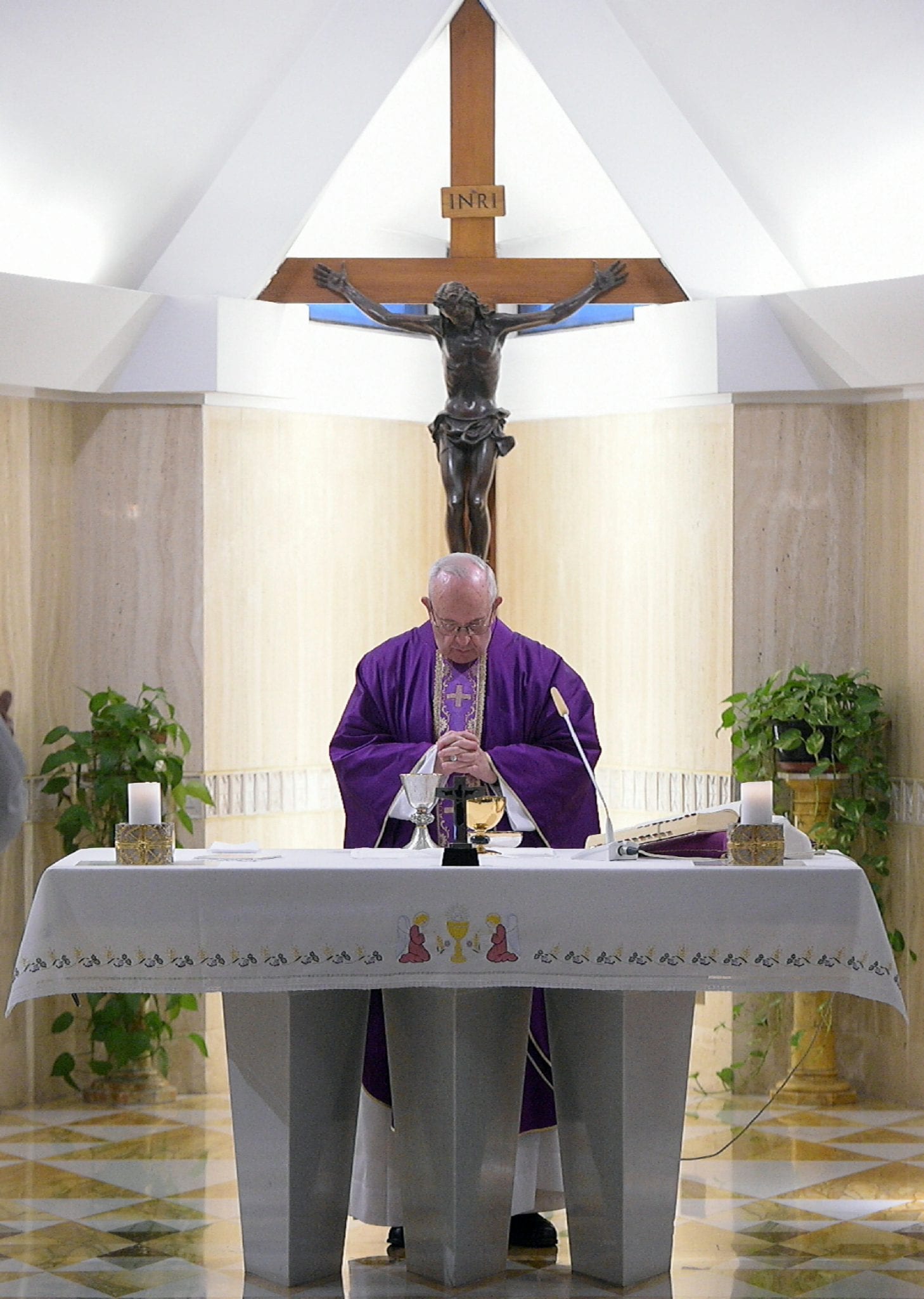 Pope revives lapsed sex abuse commission amid skepticism