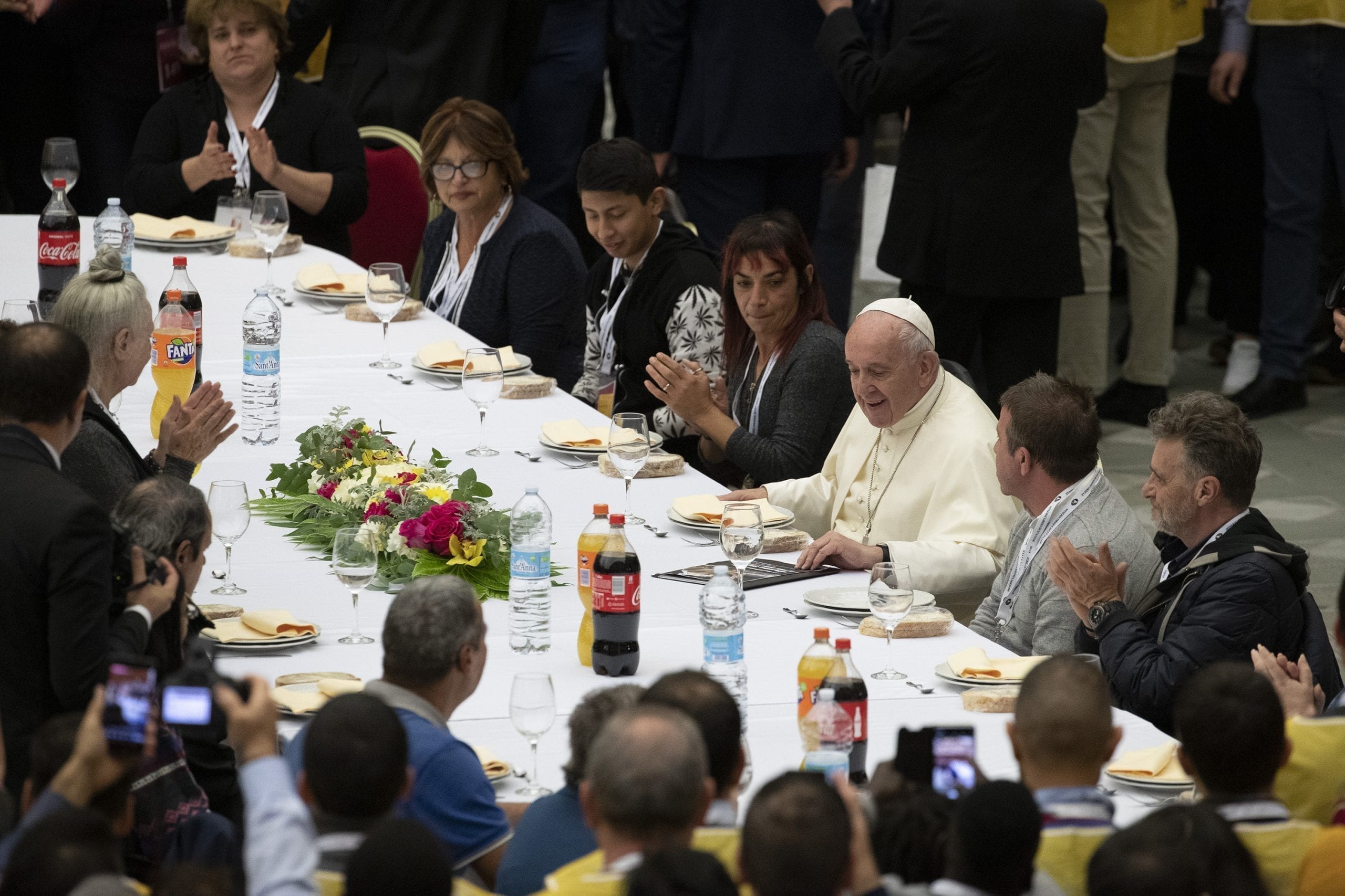 Pope decries that “greed of a few” worsens poverty of others