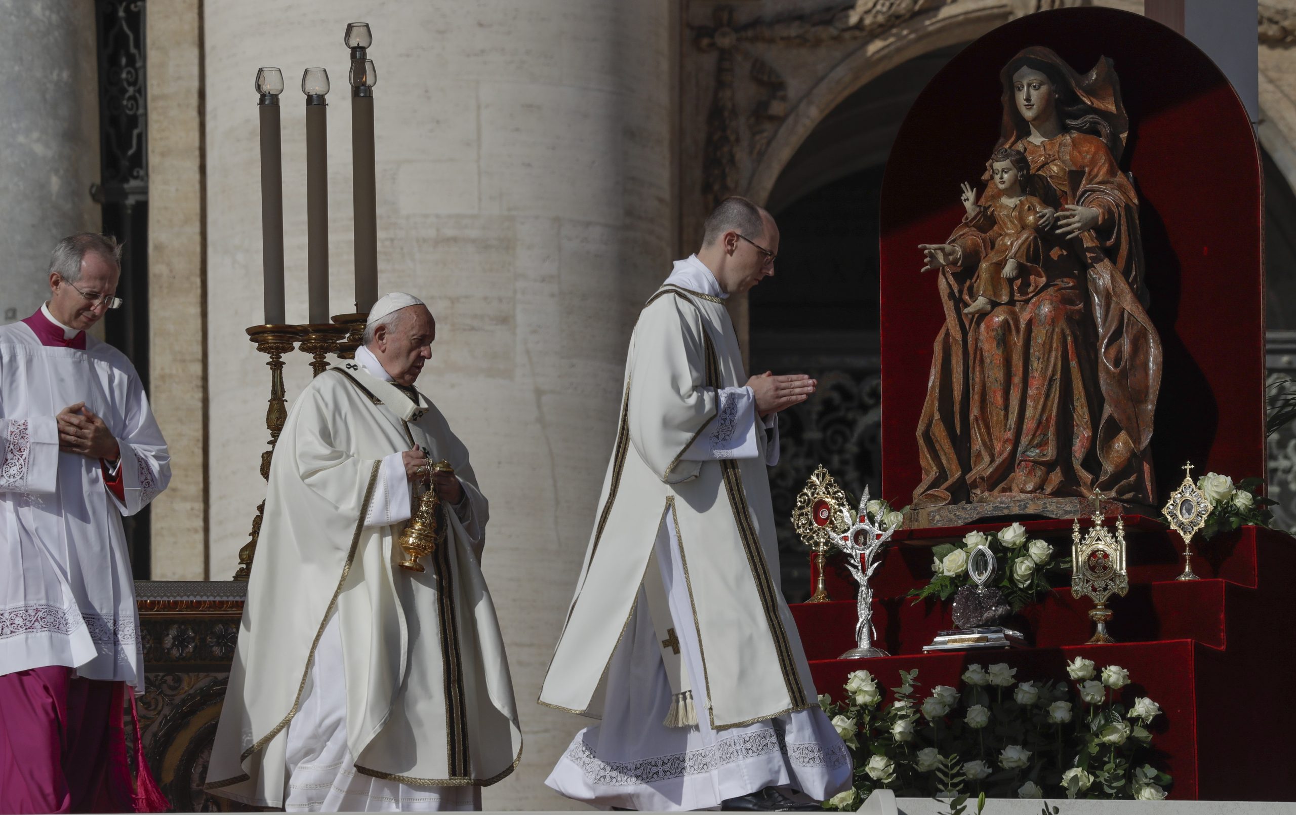 Pope calls for peace in ‘beloved and martyred’ Syria after Turkish incursion