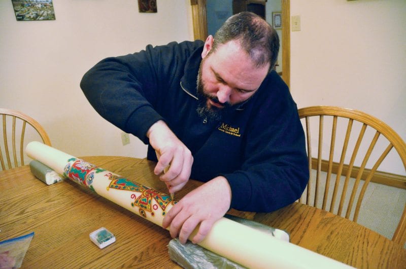 Priests seek to show God’s beauty through paschal candle artistry