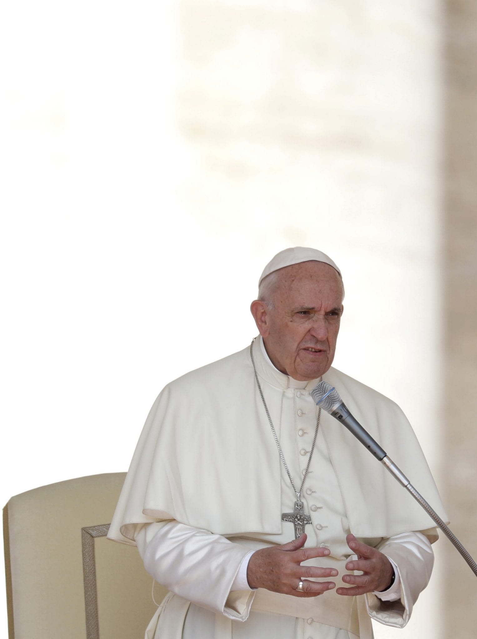 Pope amends canon law to show sensitivity to Eastern churches
