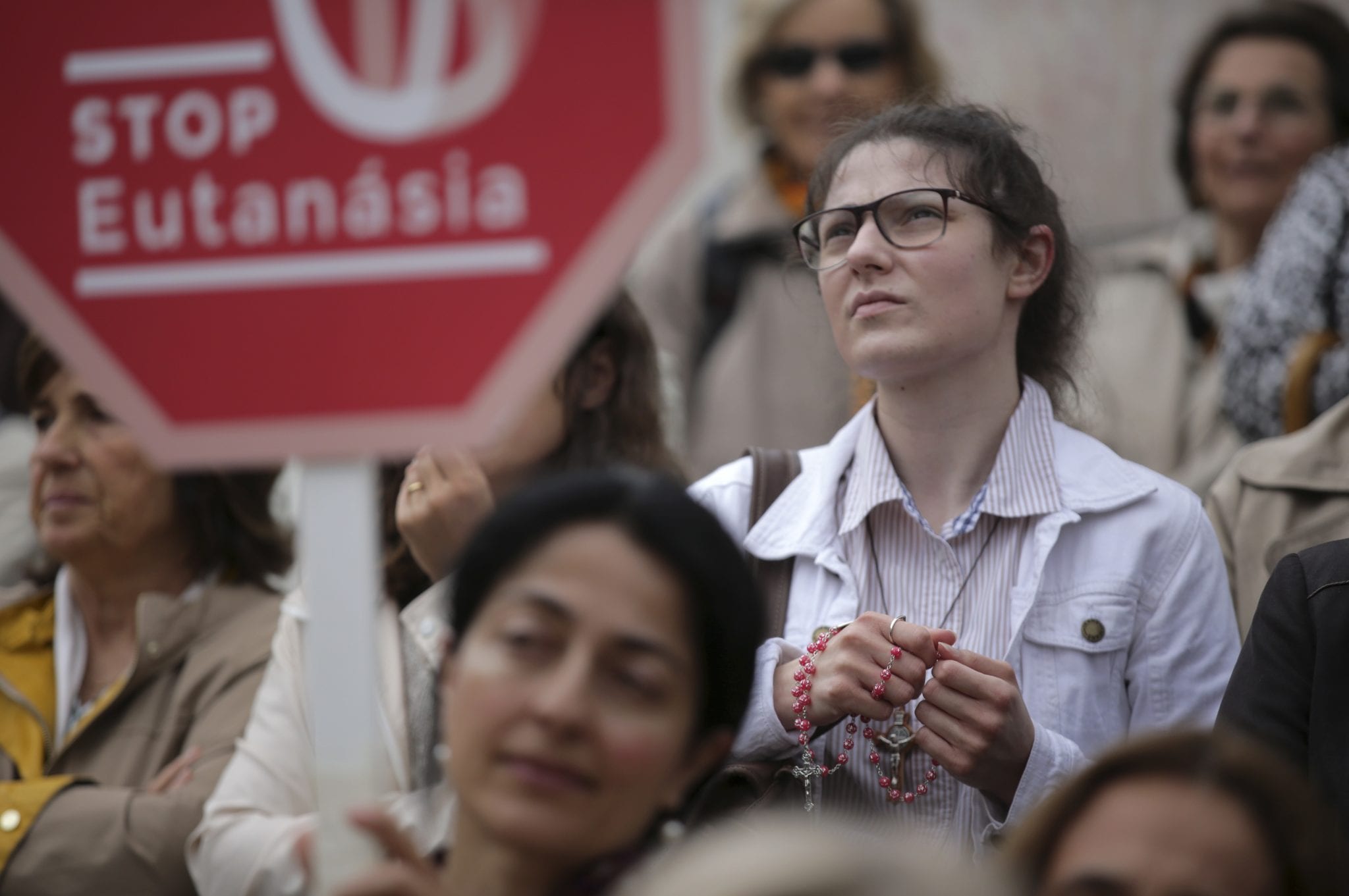 Portugal considers allowing euthanasia, assisted suicide