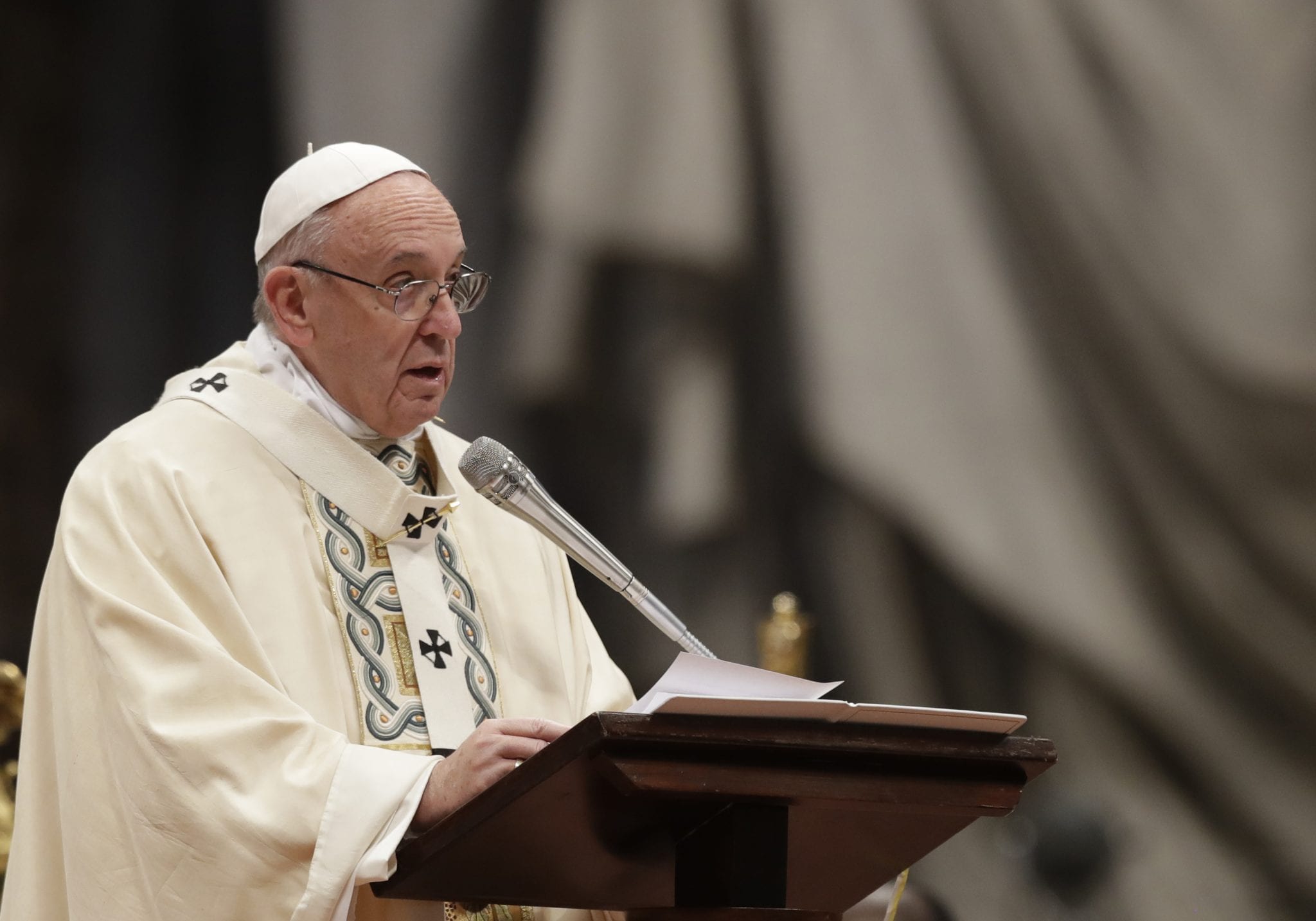 Pope throws down gauntlet to religions: No killing in God’s name