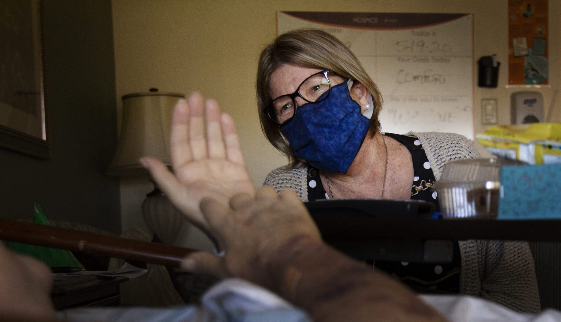 Comforting the dying and their families — from a distance