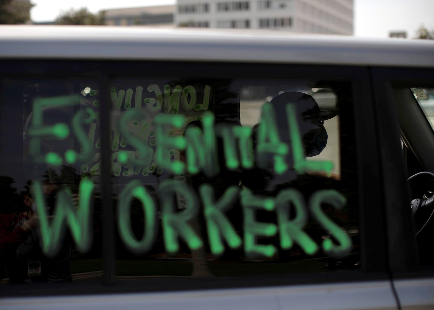 Report highlights role of immigrants as essential workers in COVID fight