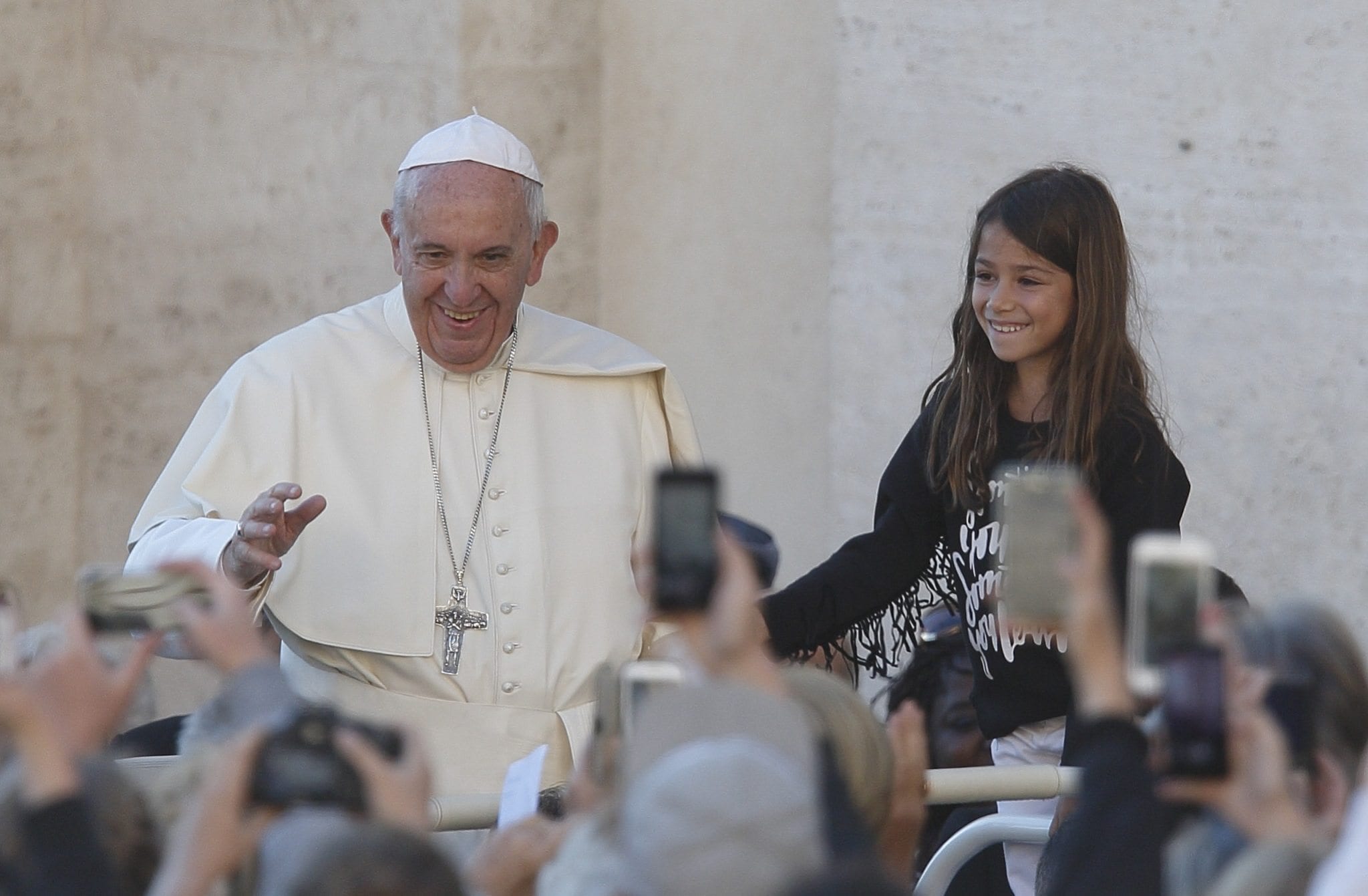 Pope: Church’s mission is to draw people to Christ, not proselytize