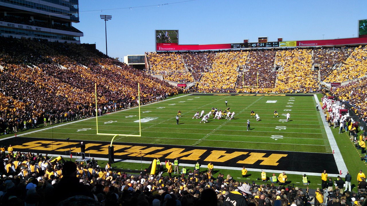 Court: U Iowa officials liable for targeting Christian group