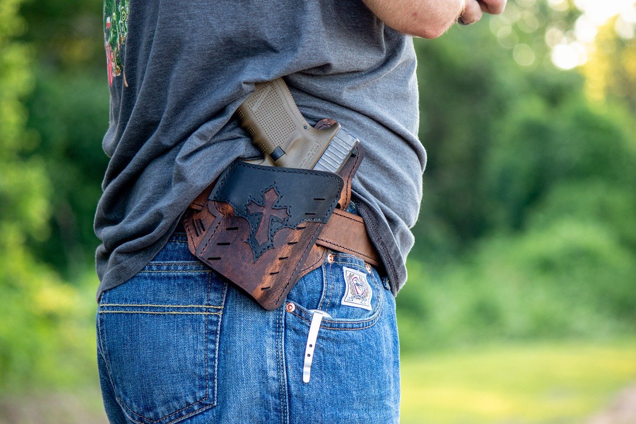 NC bill lets concealed permittees be armed at more churches