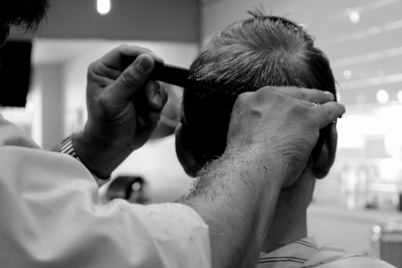 Pope to hairdressers: Cut the gossip, highlight politeness