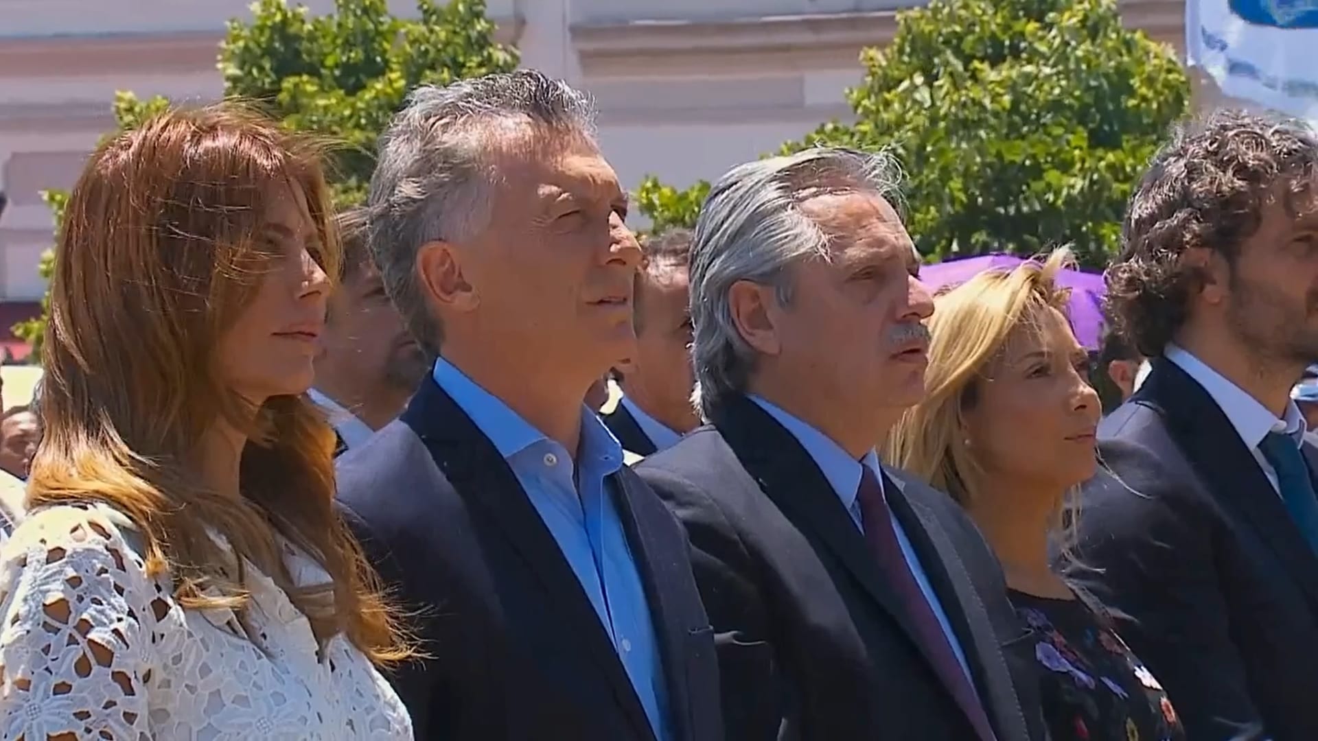 Argentine politicians show rare sign of unity during Mass at Marian shrine