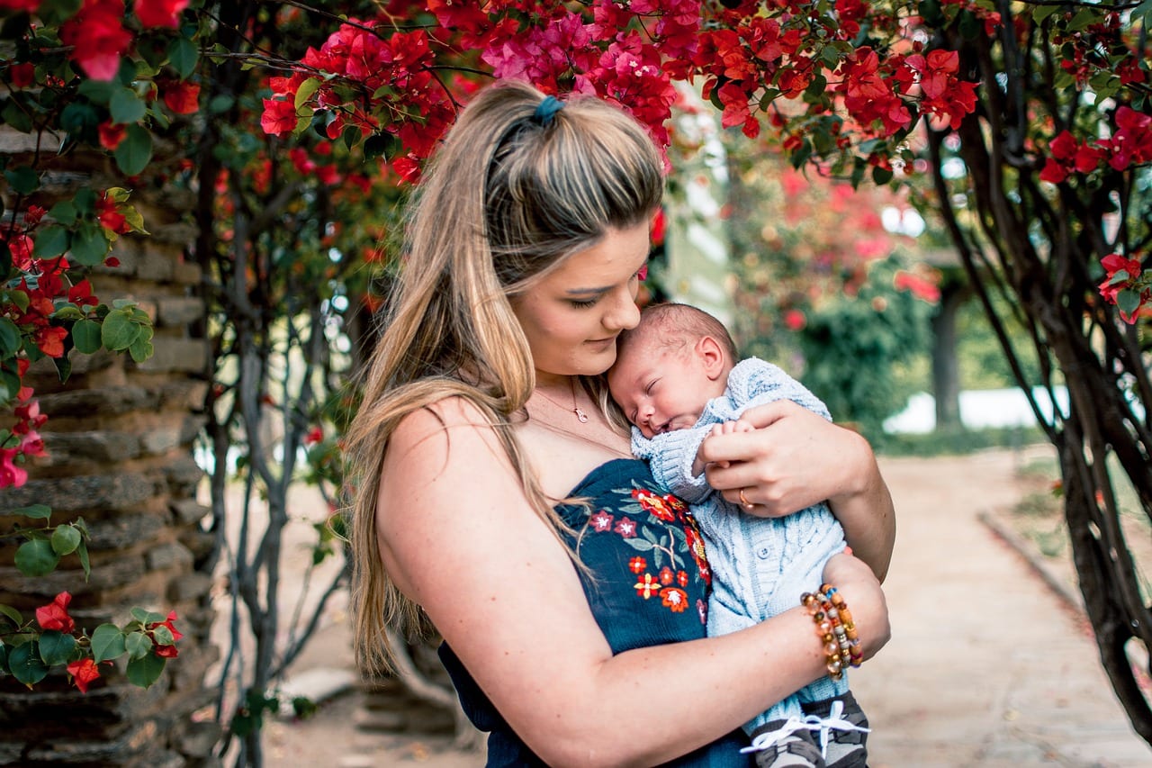 USCCB launches ‘Walking With Moms in Need’ yearlong parish service project