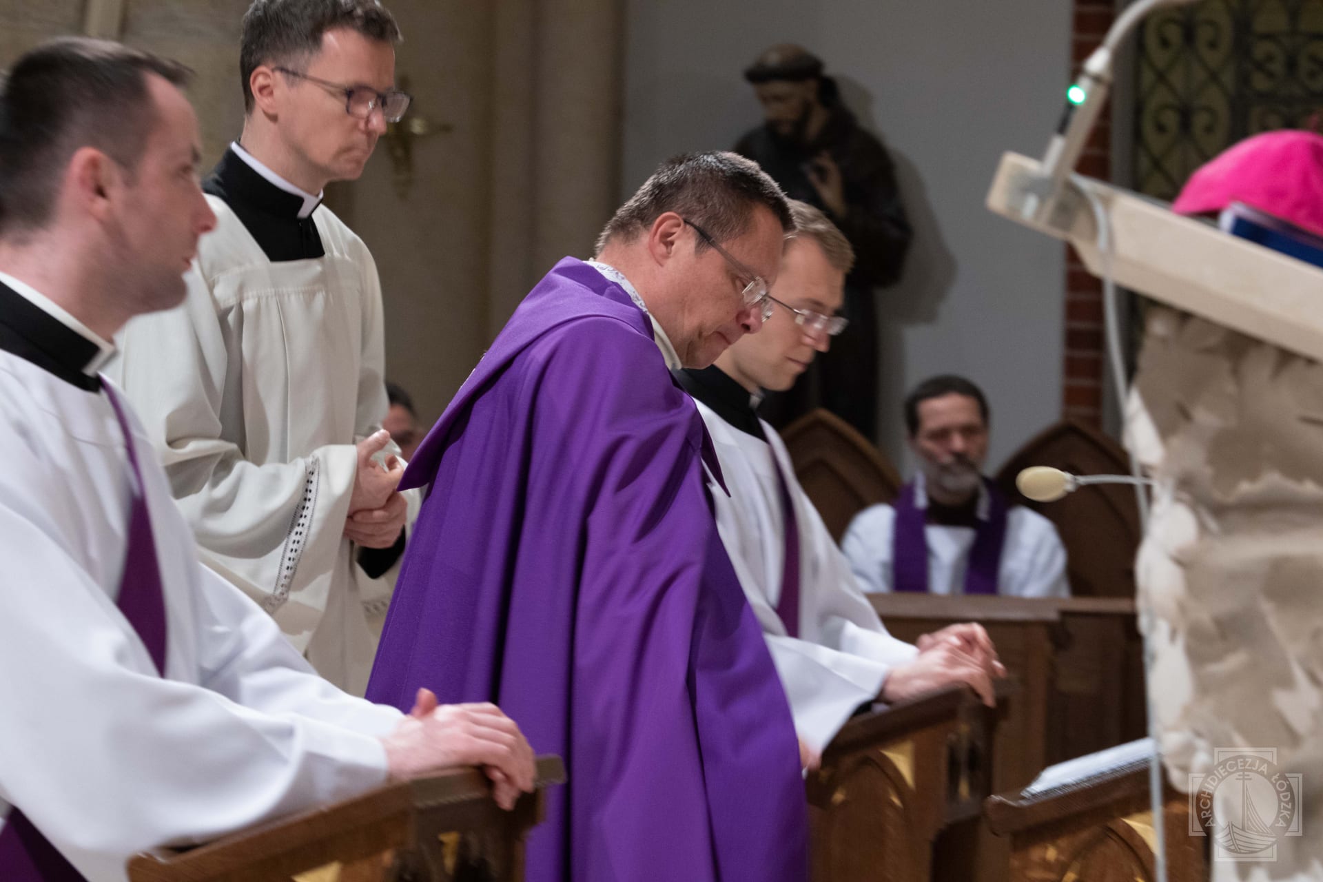 Church in Poland struggles to address clerical sex abuse crisis