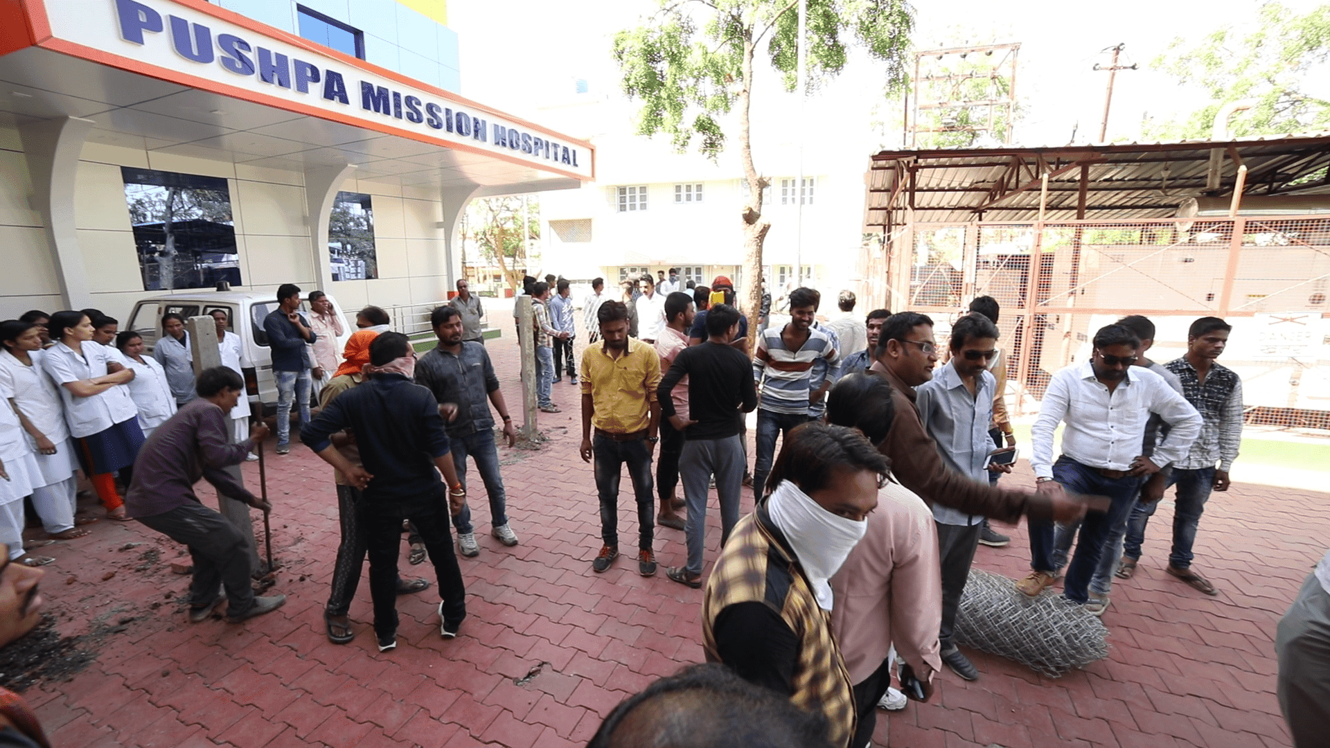 Catholic hospital attacked by mob in India