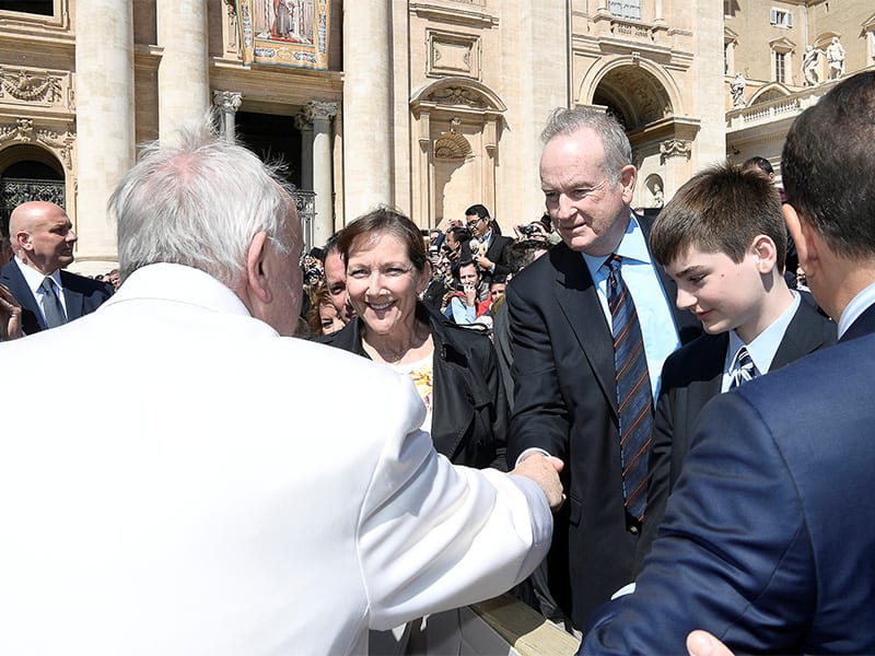 Bill O’Reilly greeted by pope hours before Fox News announces ouster