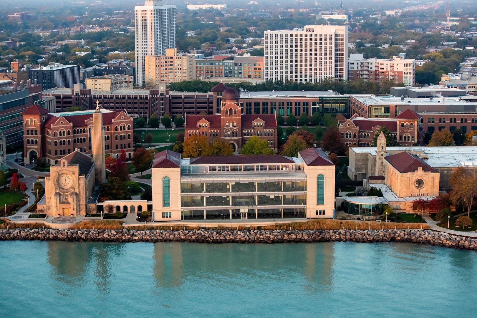 Loyola University-Chicago president announces retirement