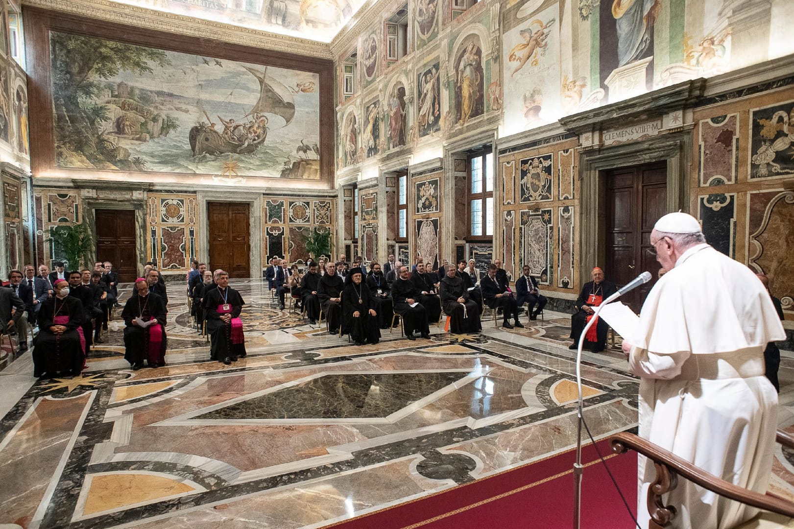 Pandemic’s economic fallout must not stop Catholics’ generosity, pope says