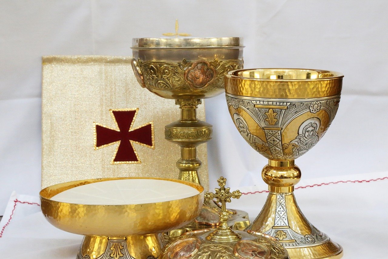 Priest suspended in Costa Rica for saying Mass in Latin