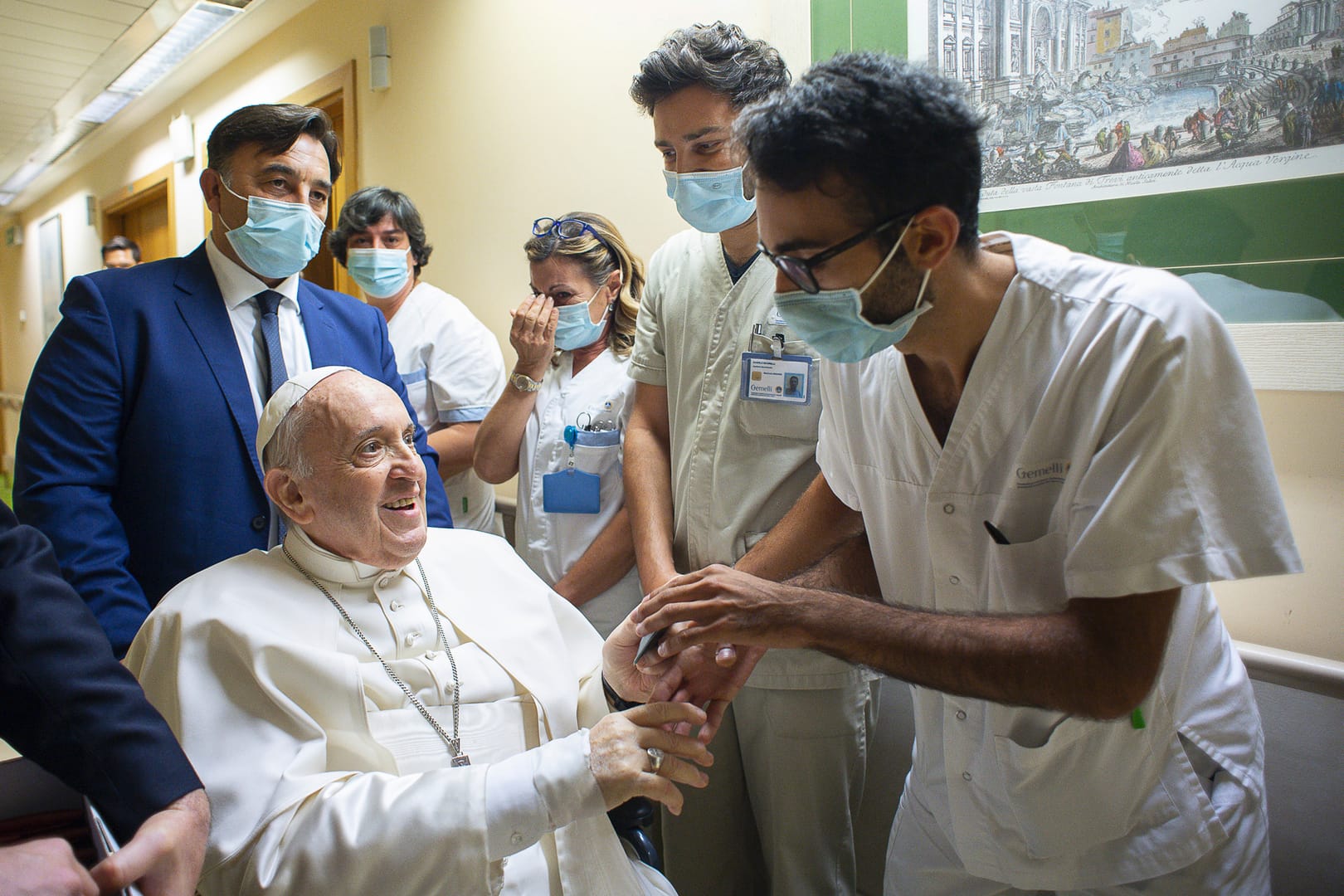 Pope Francis leaves hospital after 10-day stay for colon condition