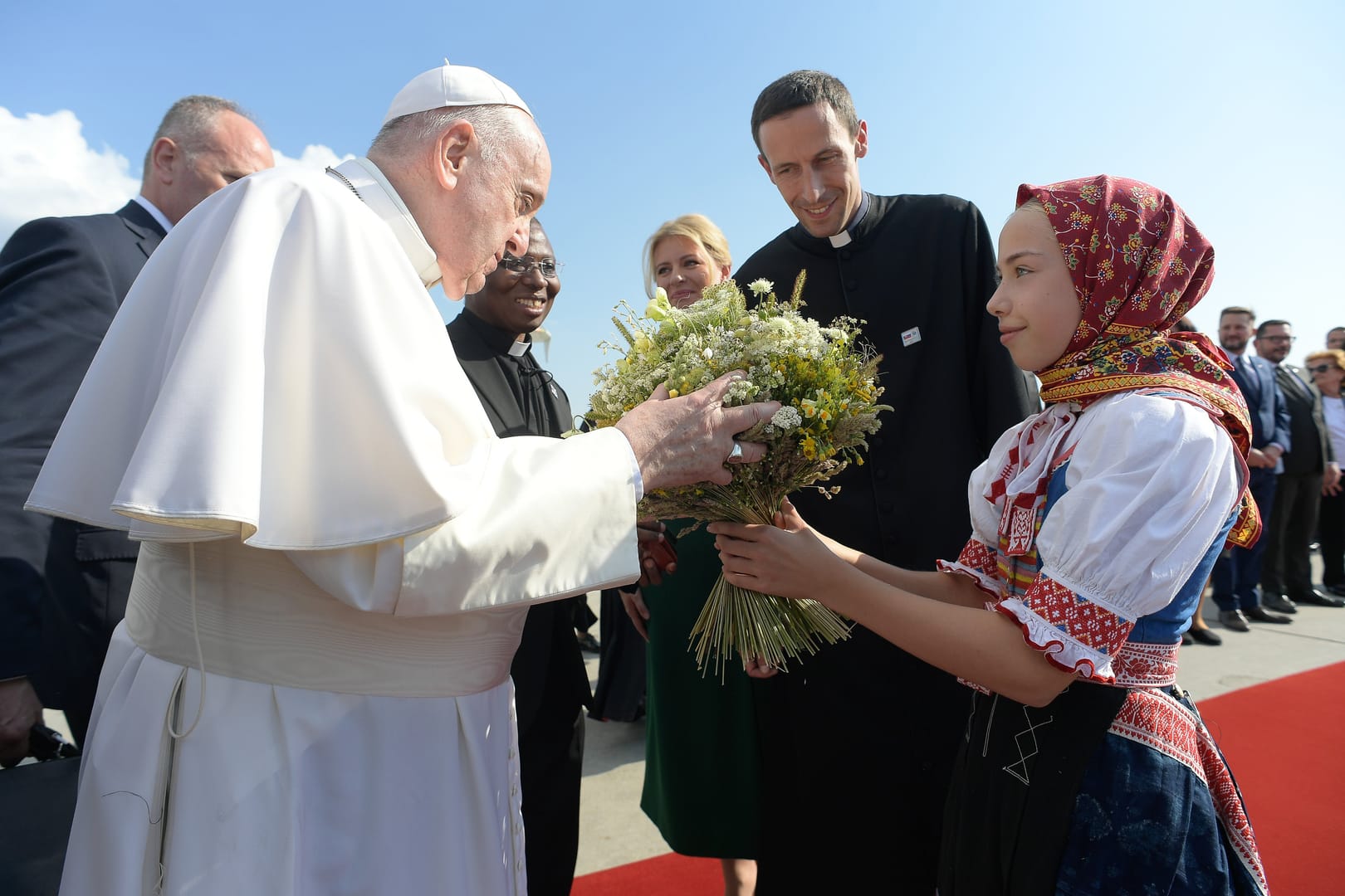After warm welcome to Slovakia, pope encourages Christian leaders to unite
