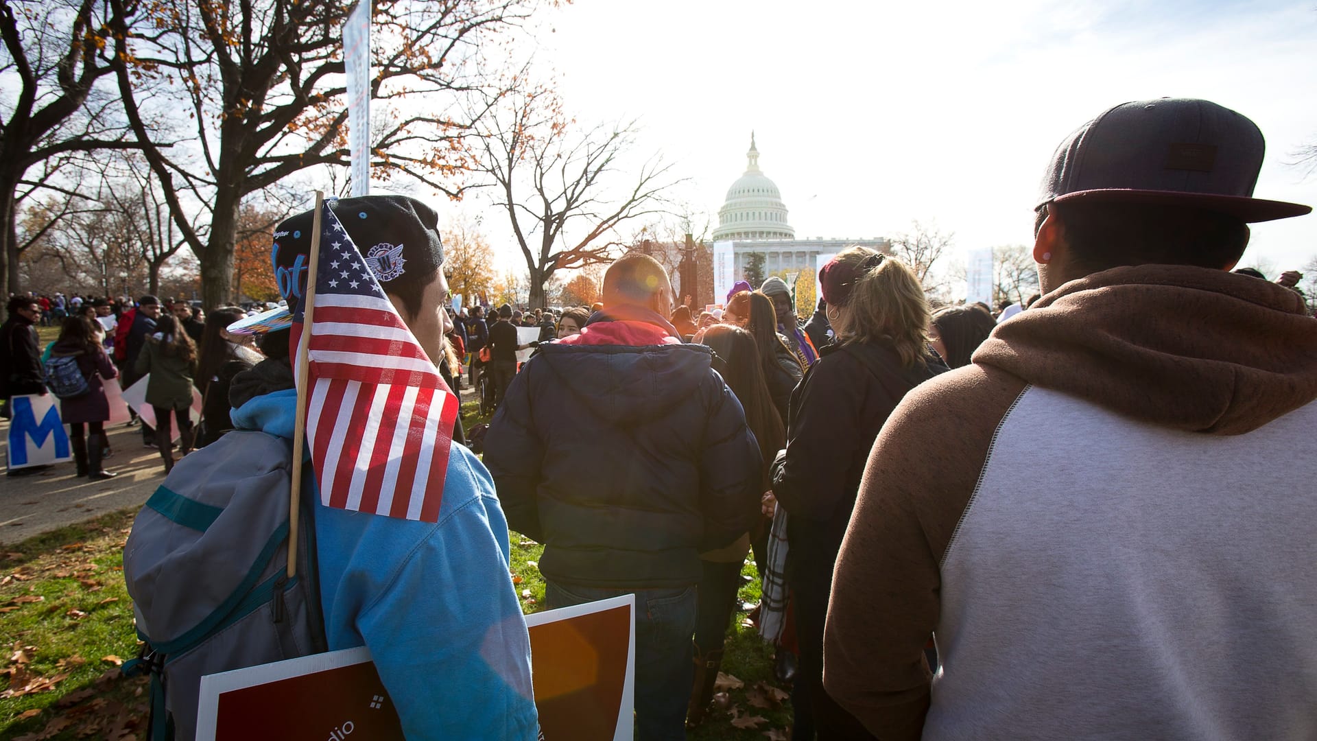 U.S. bishops applaud effort to open pathway to citizenship