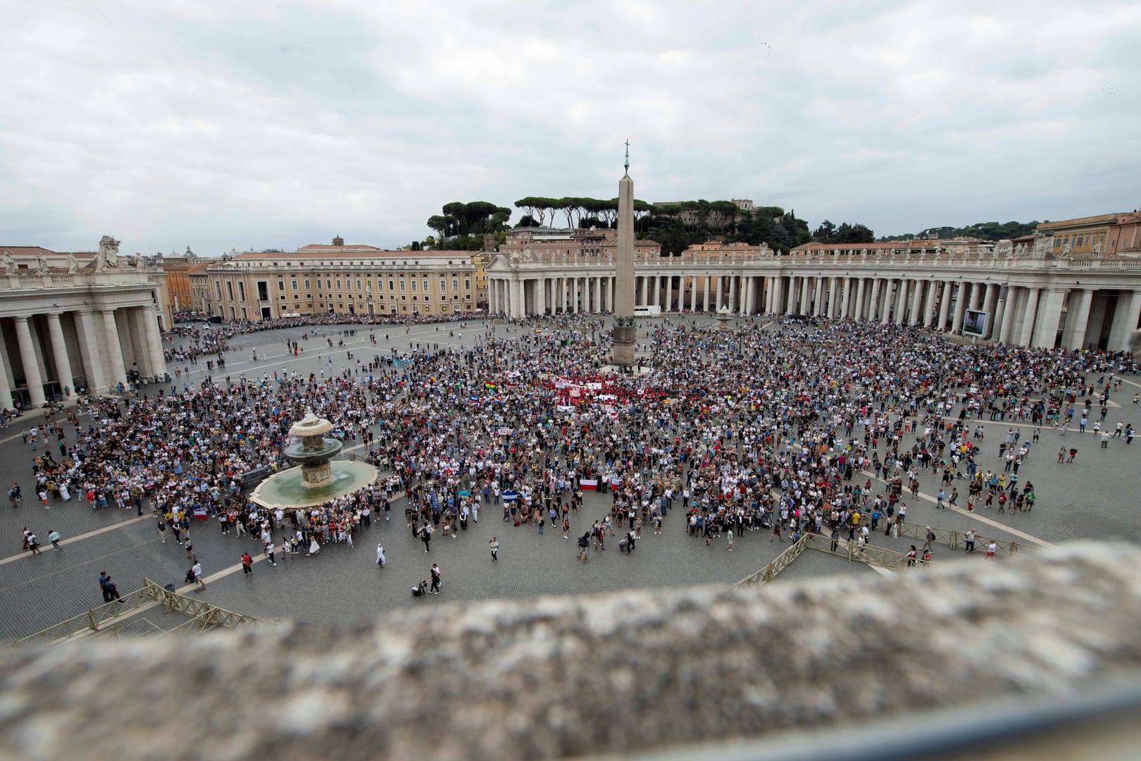 ‘Nest mentality’ in church leads to judgment, exclusion, pope says