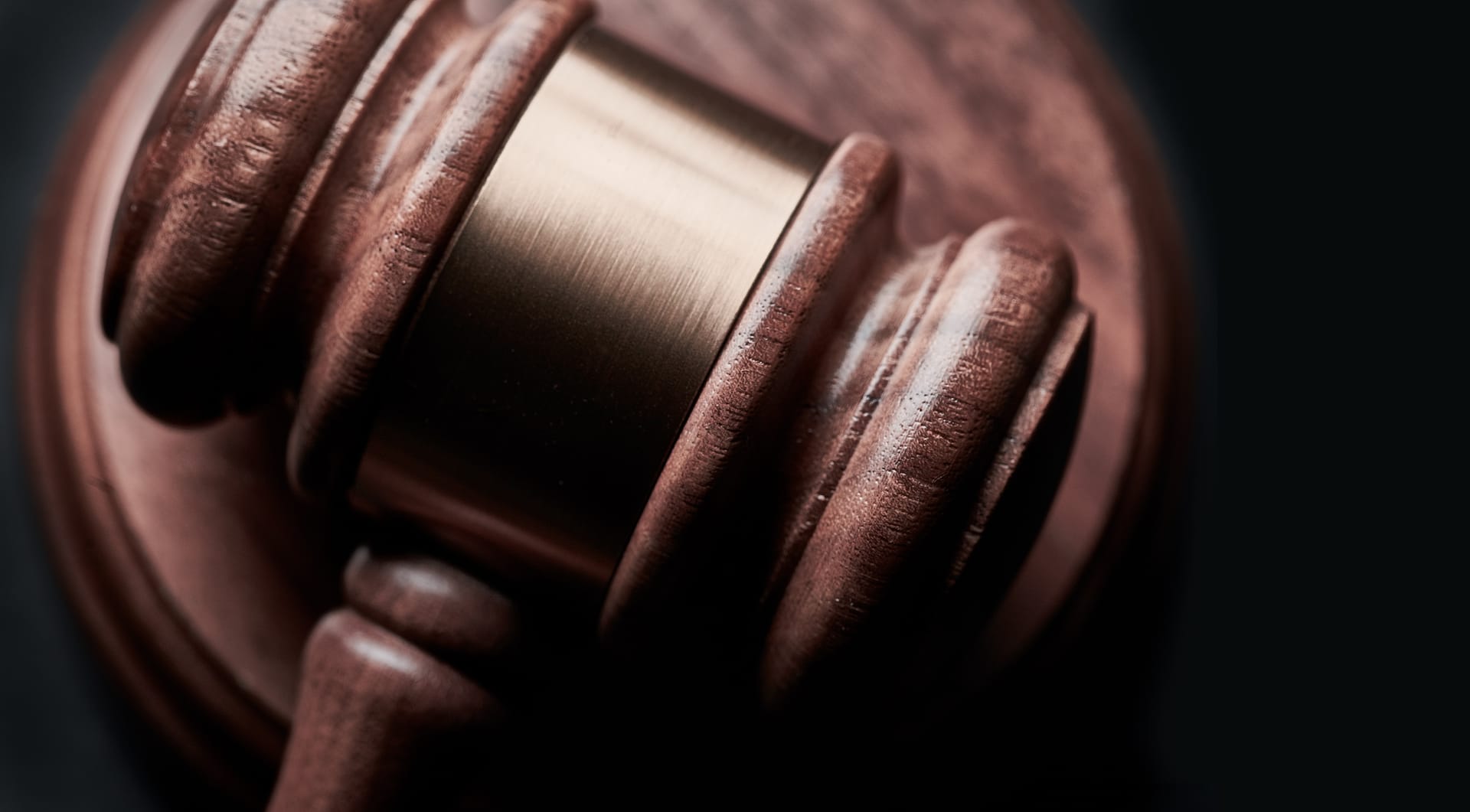 Charges dropped against priest accused of molesting girl