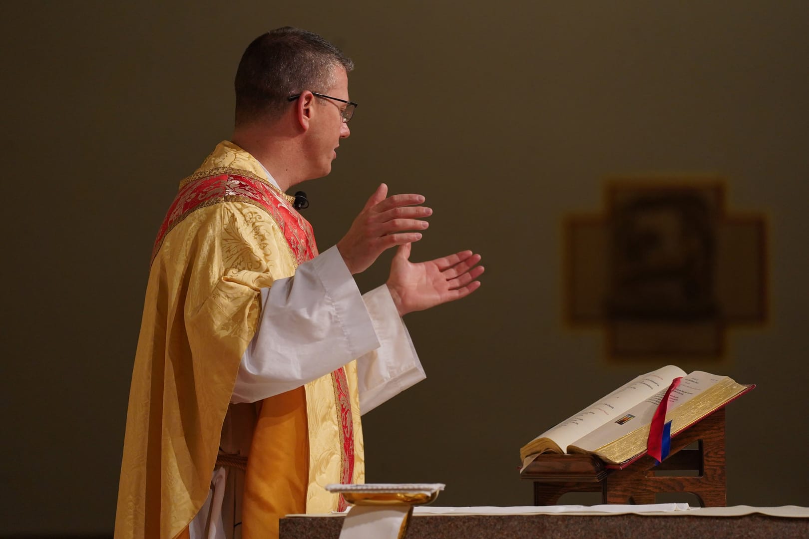 Vatican formalizes process for approving liturgical translations