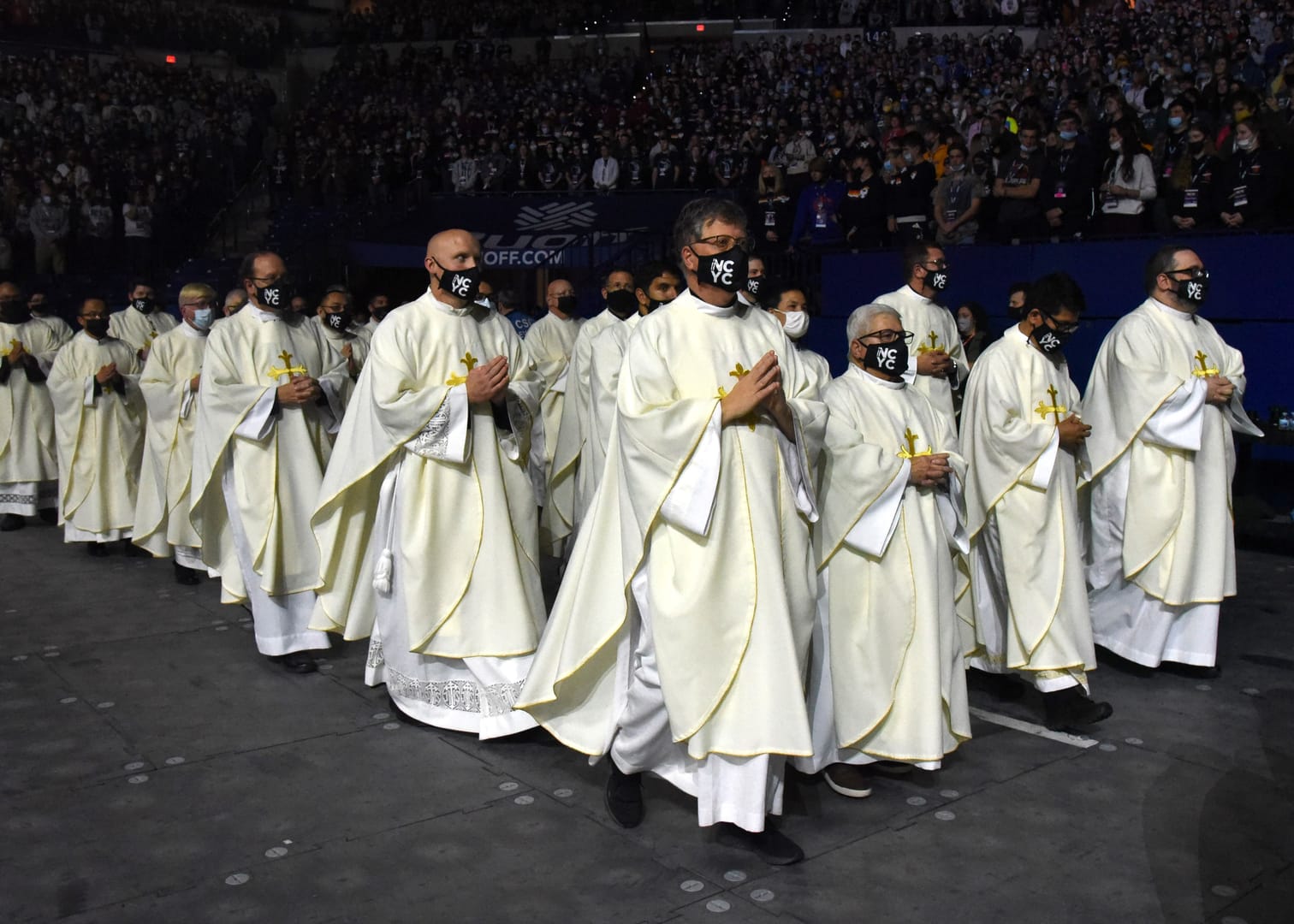 Archbishop Thompson encourages youths at NCYC to ‘keep the fire alive’