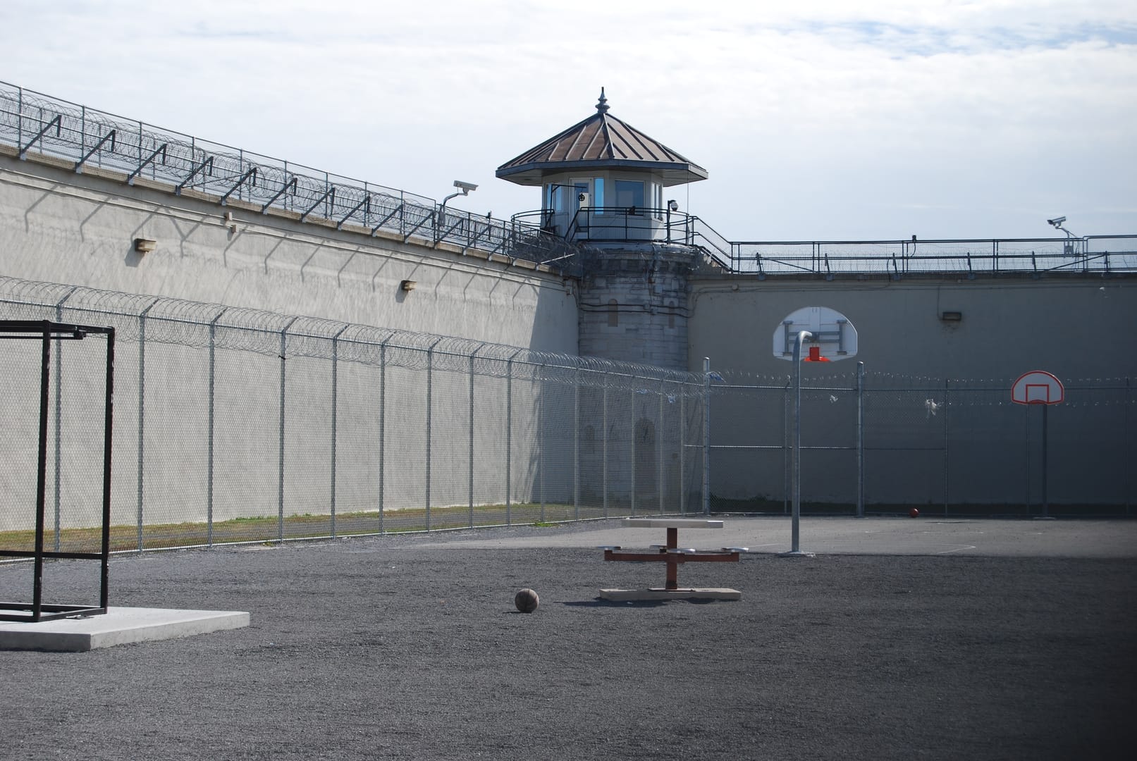 Ex-priest who admitted abuse released from Illinois prison