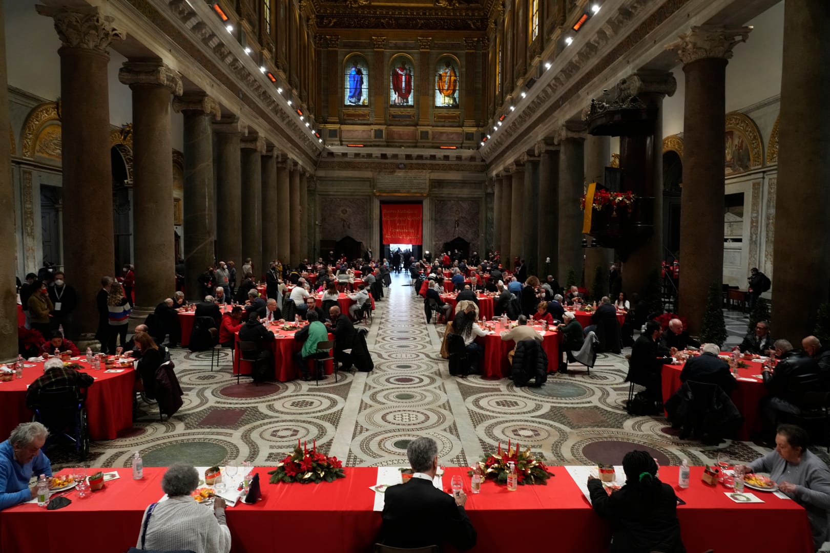 Pope’s vicar urges solidarity with poor amid ongoing energy crisis