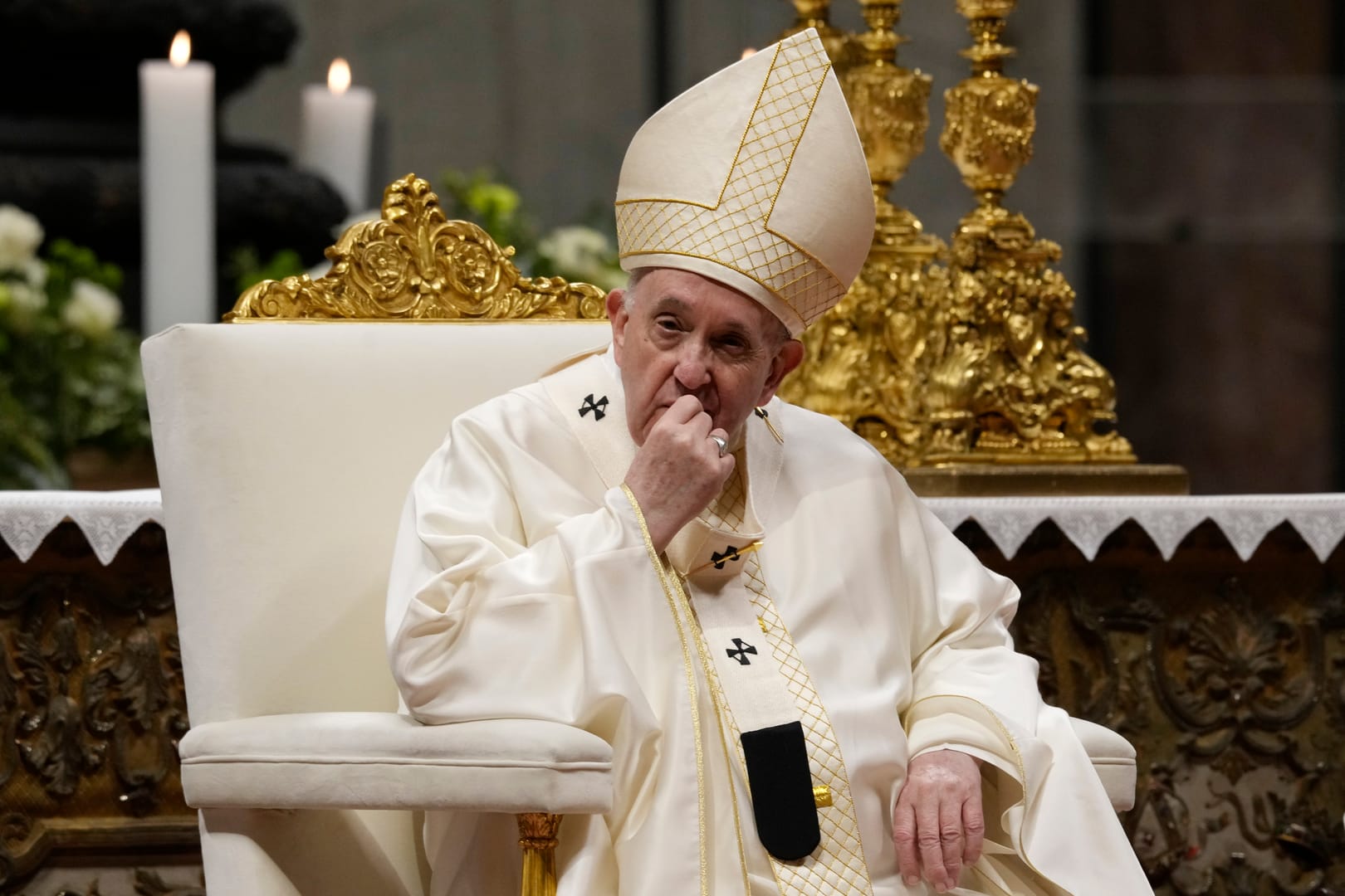 Make world, not worldliness, present in the church, pope says