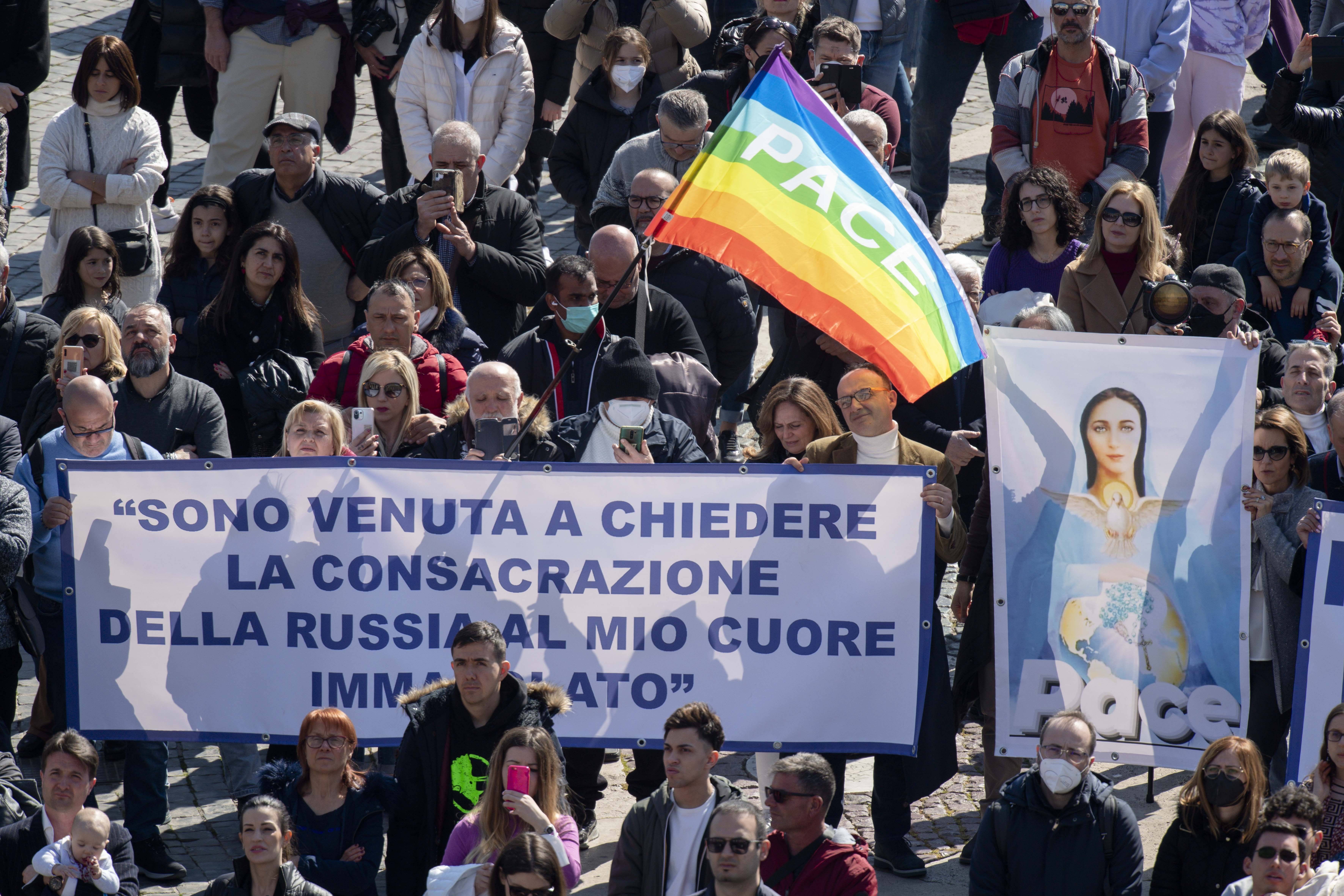 Russian Catholics cautious about opinions but welcome consecration to Mary
