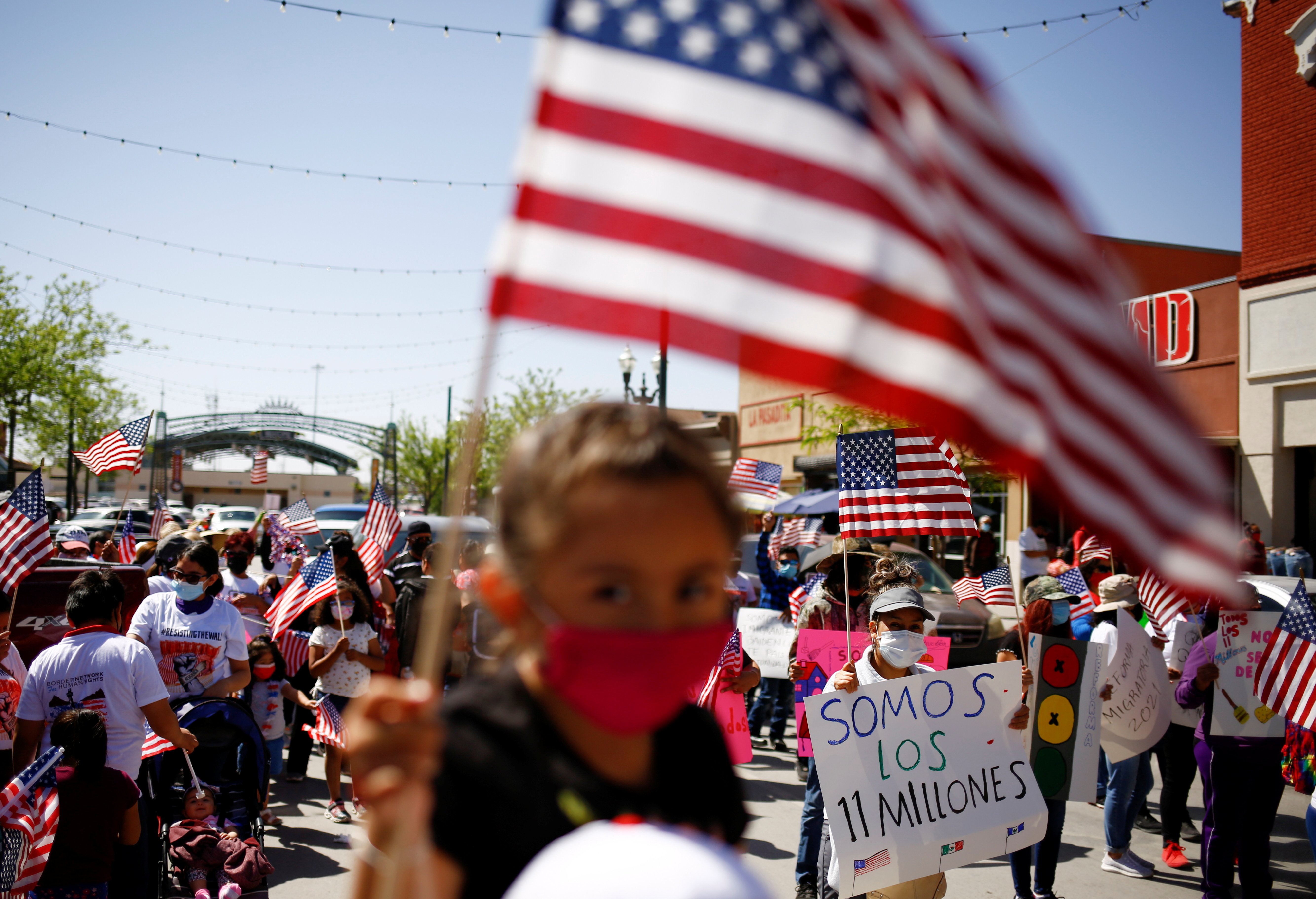 US bishops back bill to help immigrant children, and also religious workers - Vimarsana News
