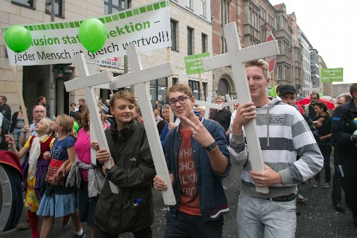 Deutsche Bischöfe wehren sich gegen katholische Jugendorganisation wegen Abtreibungswerbung