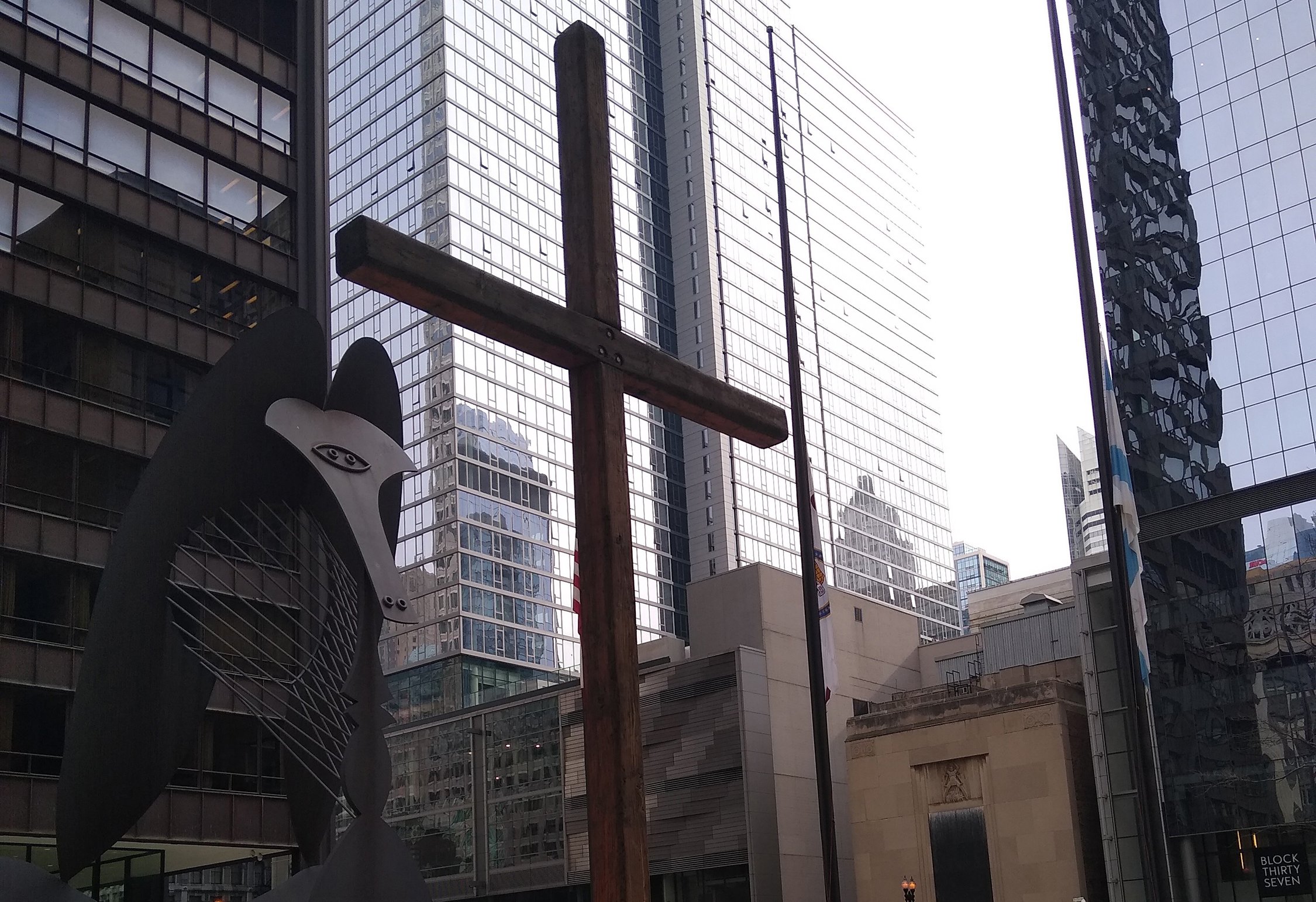 Cross in public space celebrates Easter, religious freedom, sponsors say