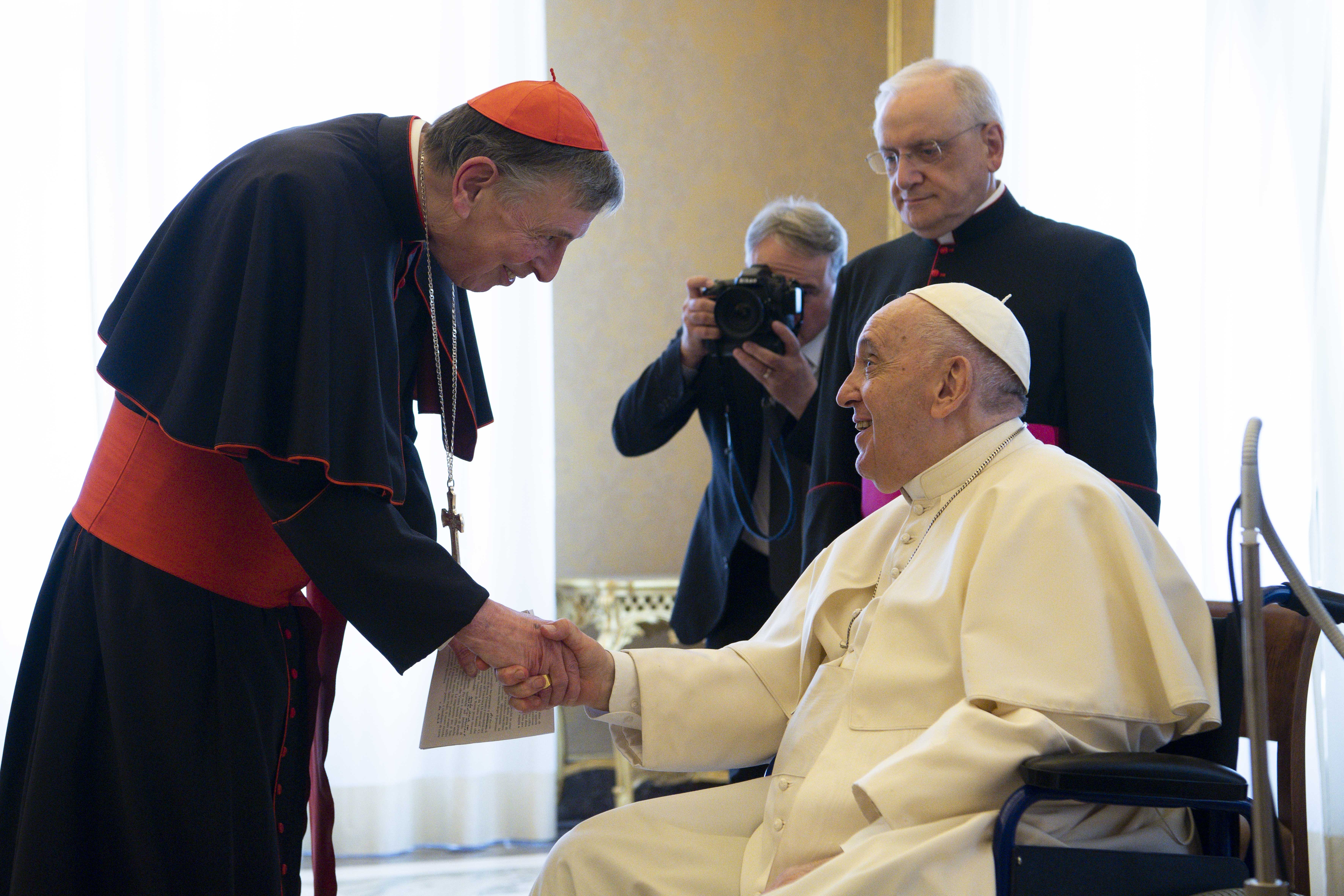 Christian divisions make fertile ground for conflict, pope says